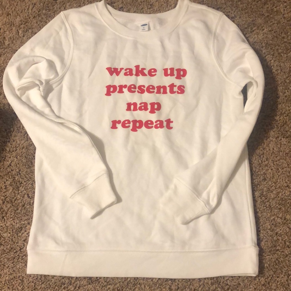 Old Navy Christmas Sweatshirt NWOT